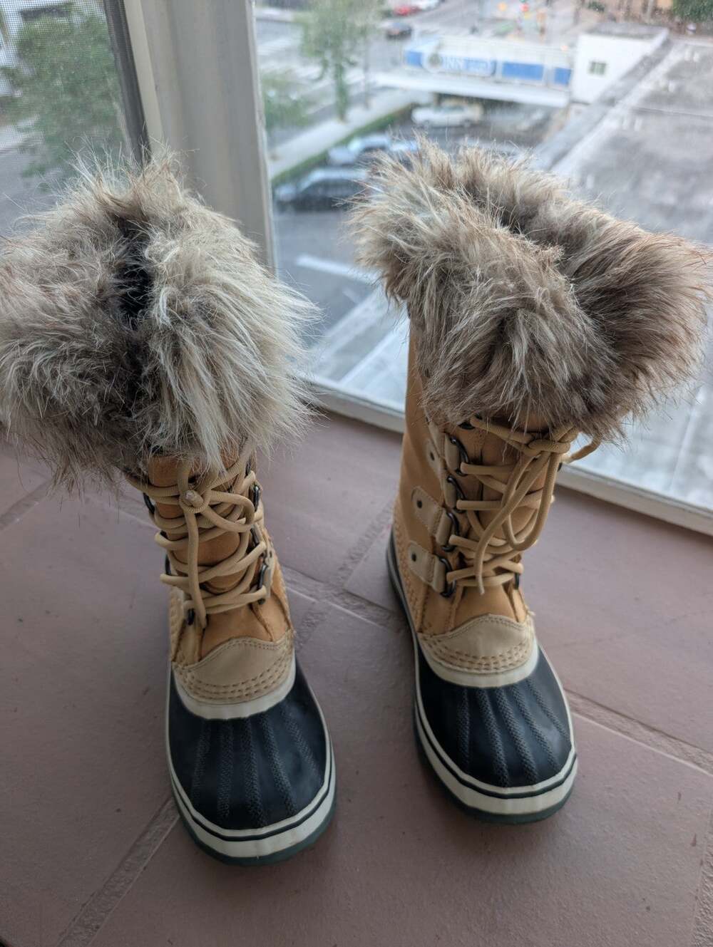 Sorel Joan of Arctic Snow Boots Womens 6 Camel Black Suede Faux Fur Waterproof